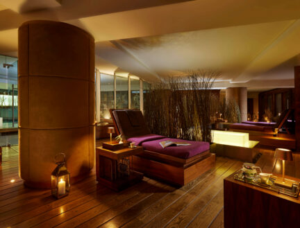 Cosy seating area at Park Place Apartments with dim lighting and relaxing ambience.