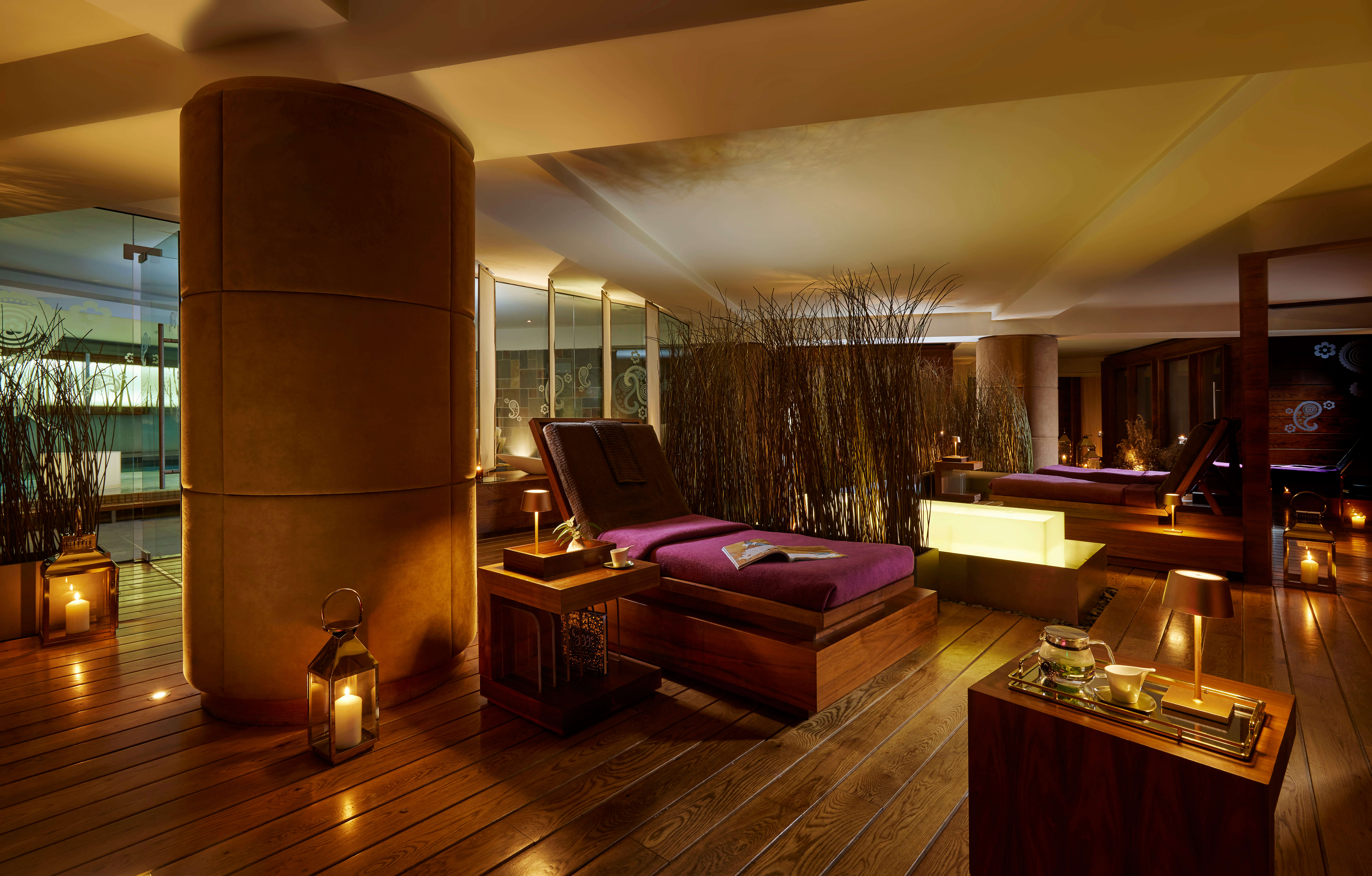 Cosy seating area at Park Place Apartments with dim lighting and relaxing ambience.